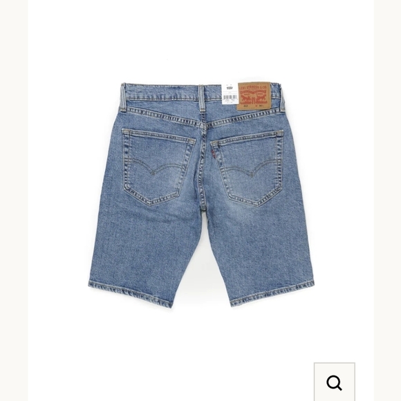 Levi's light blue jeans shorts denim -wolf scratch, size 40/11 - Picture 7 of 16